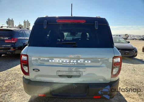 2022 Ford Bronco Sport Badlands z USA, uszkodzony, nr VIN 3FMCR9D94NRD26435